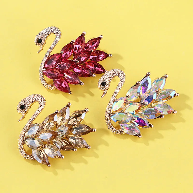 Crystal Swan Retro Brooch